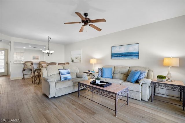 3009 Driftwood WAY 2803, Naples, FL 34109