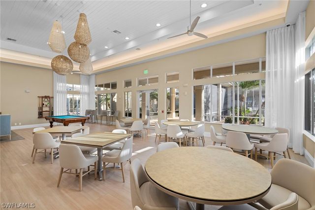 3009 Driftwood WAY 2803, Naples, FL 34109