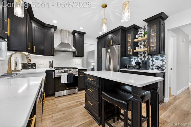 21746 Hildebrandt Drive, Brownstown Charter Township, MI 48134