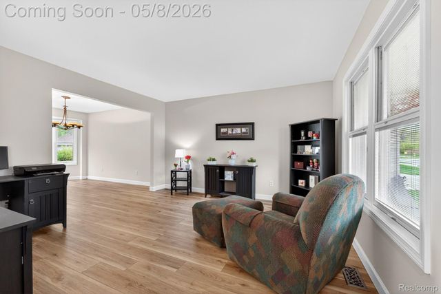 21746 Hildebrandt Drive, Brownstown Charter Township, MI 48134