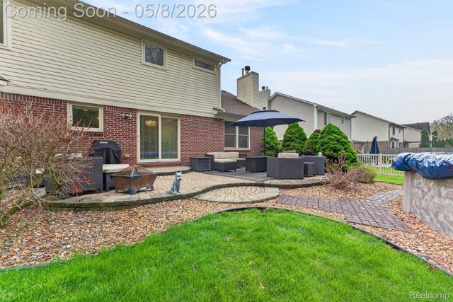 21746 Hildebrandt Drive, Brownstown Charter Township, MI 48134