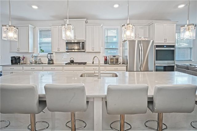 4778 Spruce Way, South Fulton, GA 30331