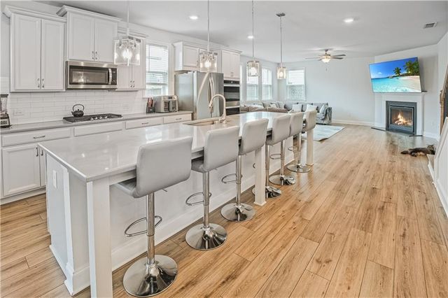 4778 Spruce Way, South Fulton, GA 30331