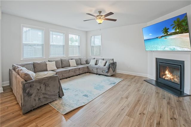 4778 Spruce Way, South Fulton, GA 30331