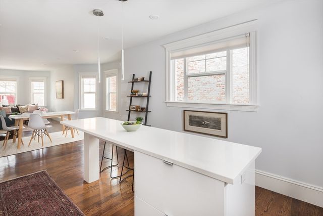 8 Lafayette St 1, Arlington, MA 02474