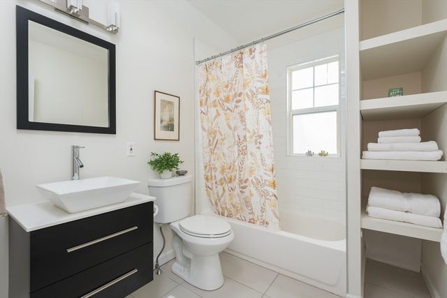 8 Lafayette St 1, Arlington, MA 02474