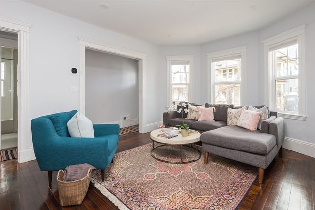 8 Lafayette St 1, Arlington, MA 02474