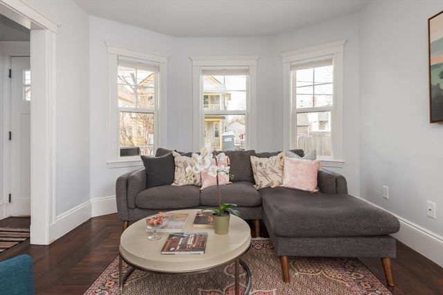 8 Lafayette St 1, Arlington, MA 02474