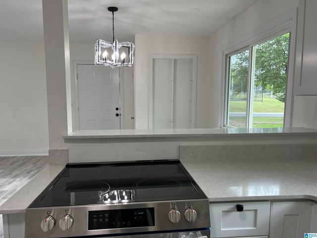 824 SOUTH STREET E, Talladega, AL 35160