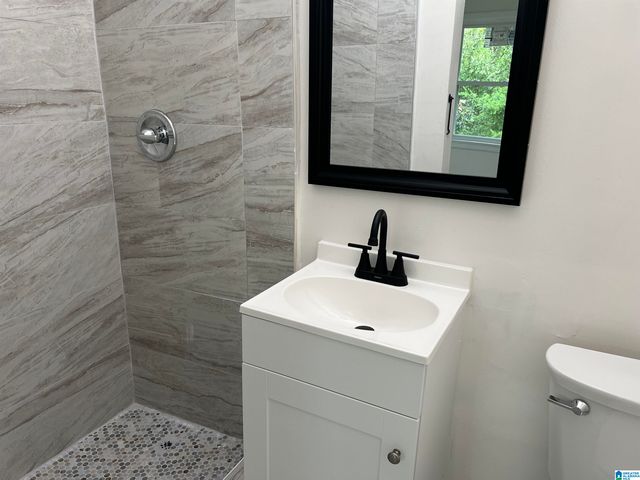 824 SOUTH STREET E, Talladega, AL 35160