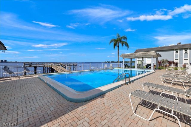 3392 N Key DR 3, North Fort Myers, FL 33903