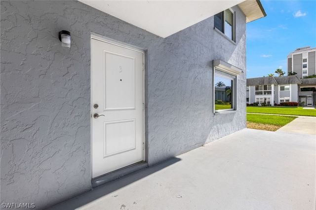 3392 N Key DR 3, North Fort Myers, FL 33903