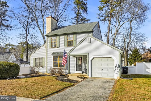 17 FAWN LN, Sicklerville, NJ 08081