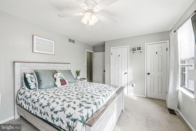 17 FAWN LN, Sicklerville, NJ 08081