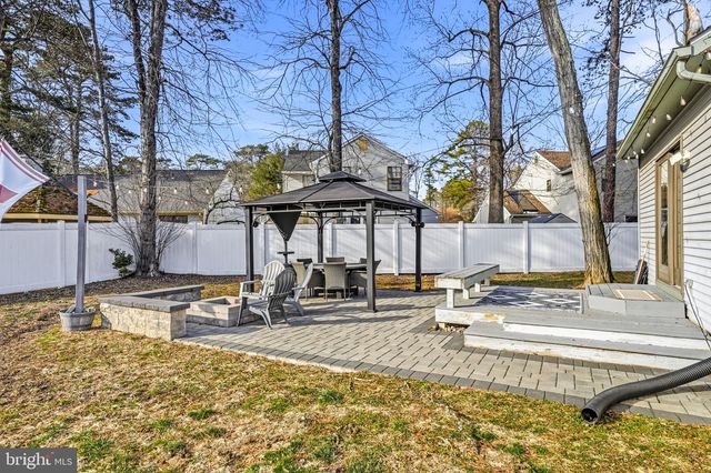 17 FAWN LN, Sicklerville, NJ 08081