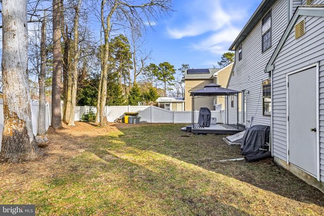 17 FAWN LN, Sicklerville, NJ 08081