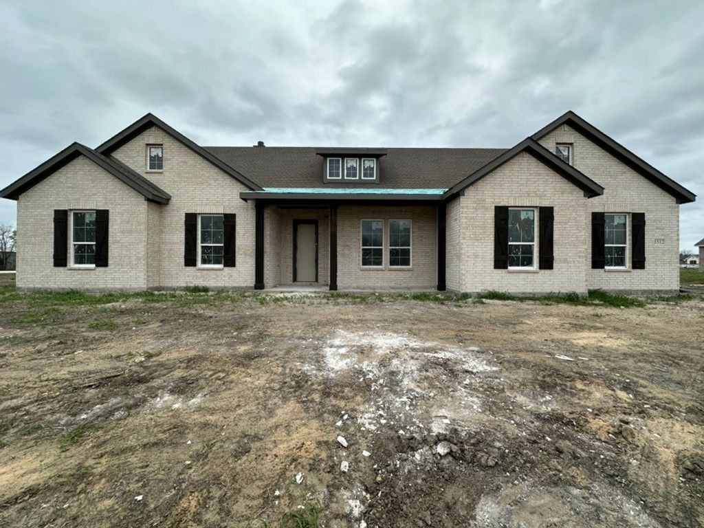 1512 County Road 4910, Leonard, TX 75452