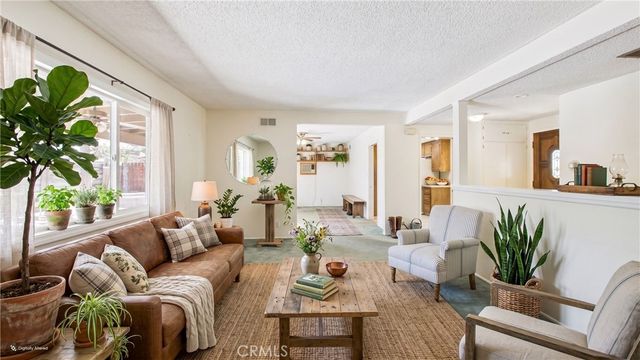 11246 Denivelle Place, Tujunga, CA 91042