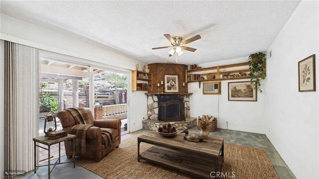 11246 Denivelle Place, Tujunga, CA 91042