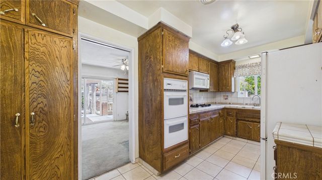 11246 Denivelle Place, Tujunga, CA 91042
