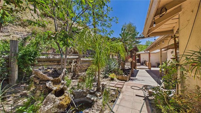 11246 Denivelle Place, Tujunga, CA 91042