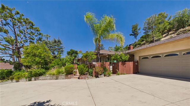 11246 Denivelle Place, Tujunga, CA 91042