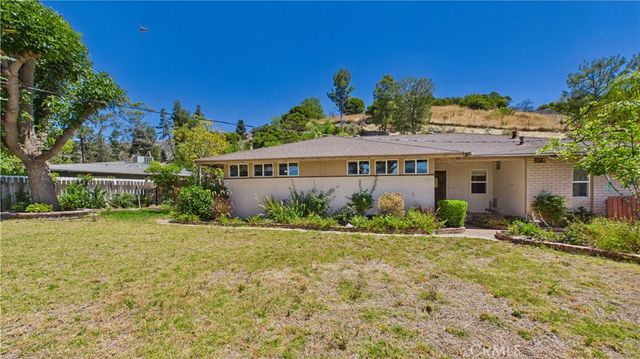 11246 Denivelle Place, Tujunga, CA 91042