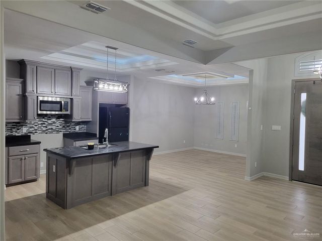 512 Hunter Street, Alamo, TX 78516