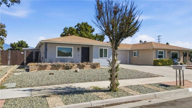 574 Toledo, Hemet, CA 92545