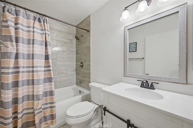 574 Toledo, Hemet, CA 92545