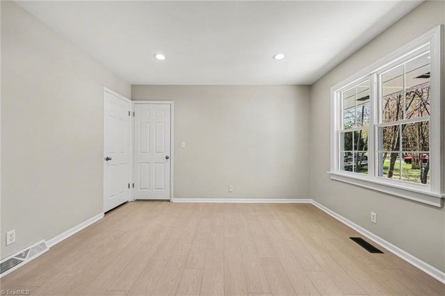 154 Wills Road, Advance, NC 27006