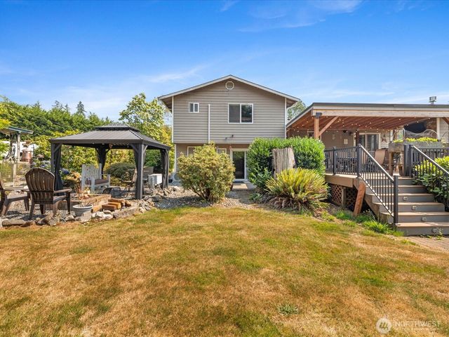 1703 147th St NW, Marysville, WA 98271