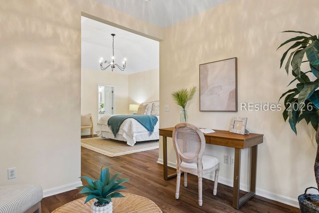 2 Hummingbird Ct, Hilton Head Island, SC 29926