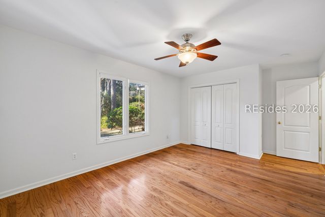 2 Hummingbird Ct, Hilton Head Island, SC 29926