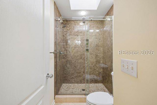 2 Hummingbird Ct, Hilton Head Island, SC 29926