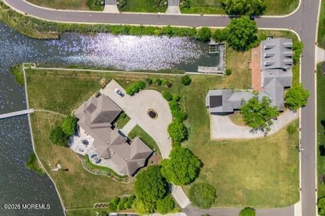 68 Gooseneck Point Road, Oceanport, NJ 07757