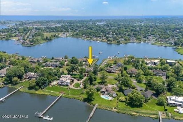68 Gooseneck Point Road, Oceanport, NJ 07757
