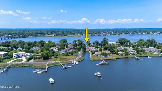 68 Gooseneck Point Road, Oceanport, NJ 07757