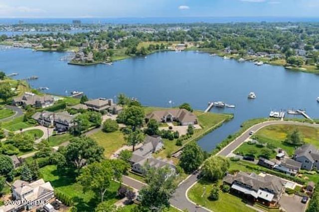 68 Gooseneck Point Road, Oceanport, NJ 07757