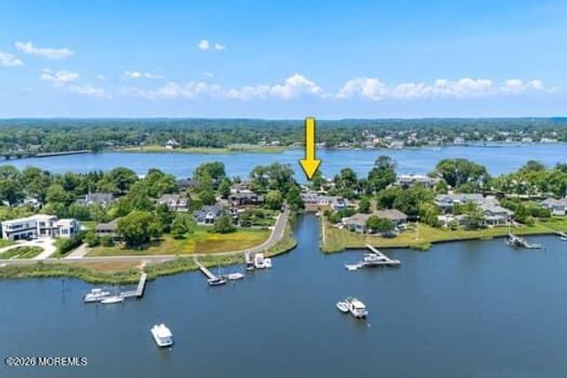 68 Gooseneck Point Road, Oceanport, NJ 07757