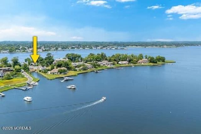 68 Gooseneck Point Road, Oceanport, NJ 07757