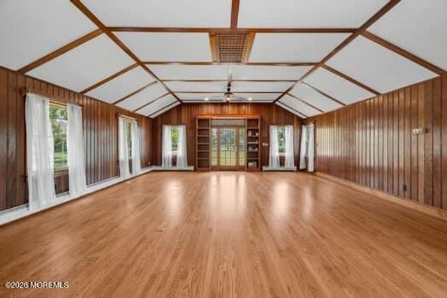 68 Gooseneck Point Road, Oceanport, NJ 07757