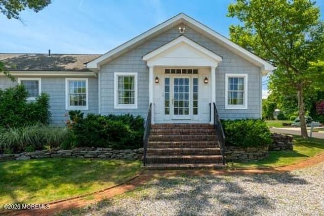 68 Gooseneck Point Road, Oceanport, NJ 07757