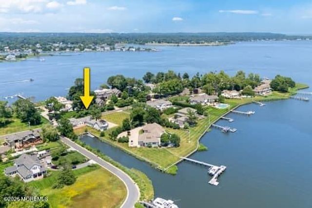 68 Gooseneck Point Road, Oceanport, NJ 07757