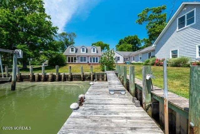 68 Gooseneck Point Road, Oceanport, NJ 07757