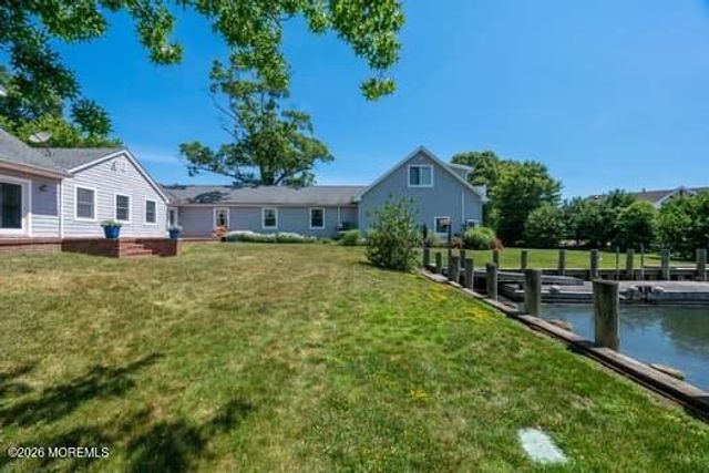 68 Gooseneck Point Road, Oceanport, NJ 07757