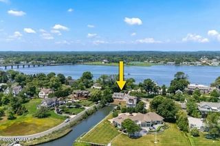 68 Gooseneck Point Road, Oceanport, NJ 07757