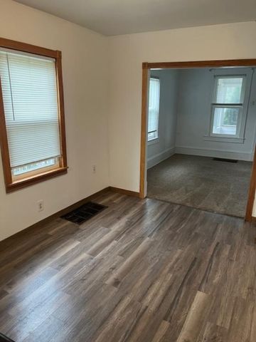 512 EMMA STREET, Fond Du Lac, WI 54935