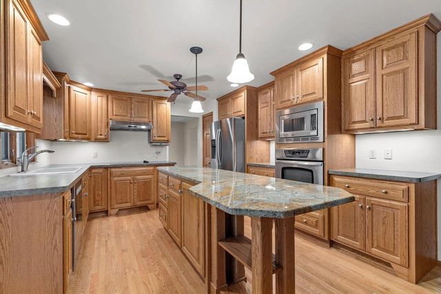 2101 N EUGENE STREET, Appleton, WI 54914