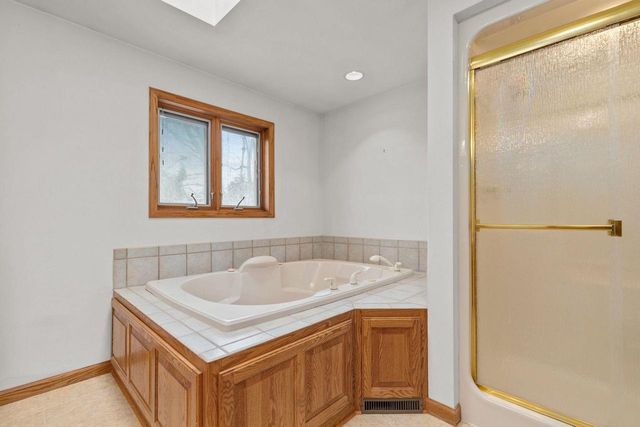 2101 N EUGENE STREET, Appleton, WI 54914